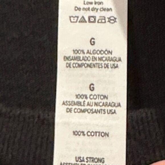 Graphic I’m with the banned Black Graphic T-Shirt with Colorful Book Design - Picture 3 of 10